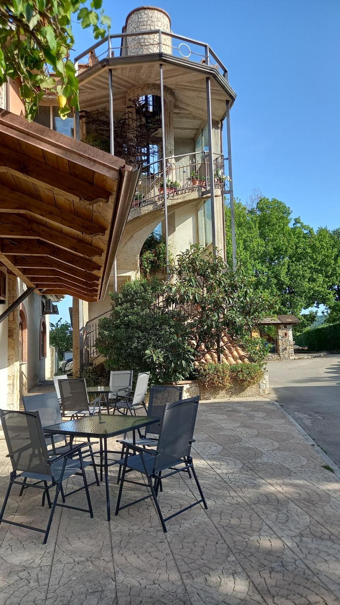 Parco Sogni D'Oro Aparthotel Montella Exterior foto